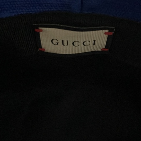 Gucci Off The Grid bucket hat
Style: 627115 4HK79 4360
Size: L 
$ 530.00 - Picture 4 of 9